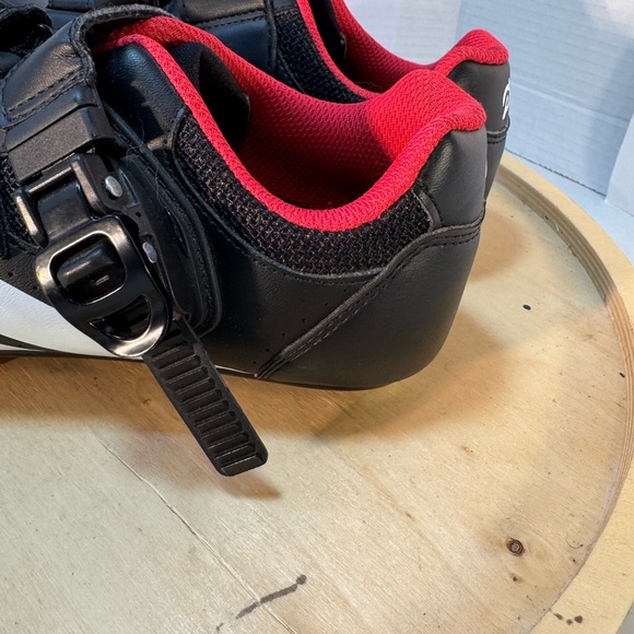 Peloton Women’s Indoor Cycling Shoes Sz 37 - Picture 6 of 8